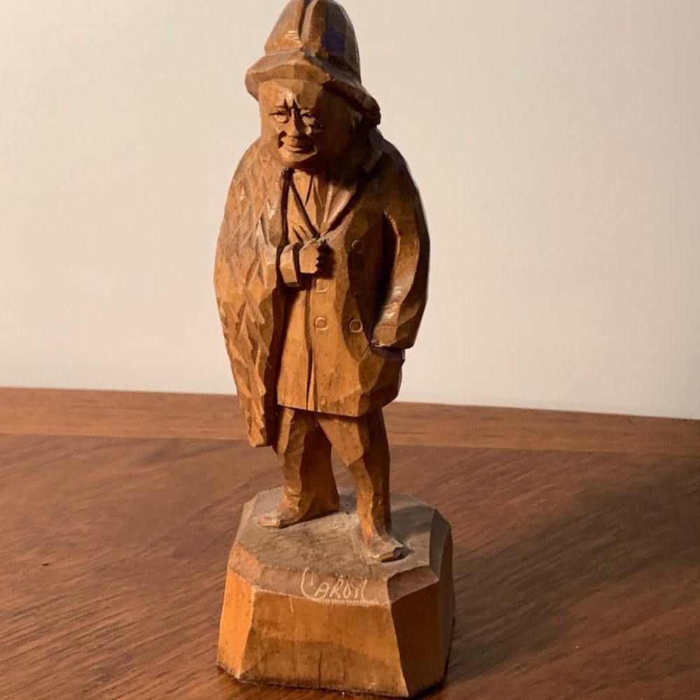 Quebec Caron Carved Wooden Man, 8", signed
